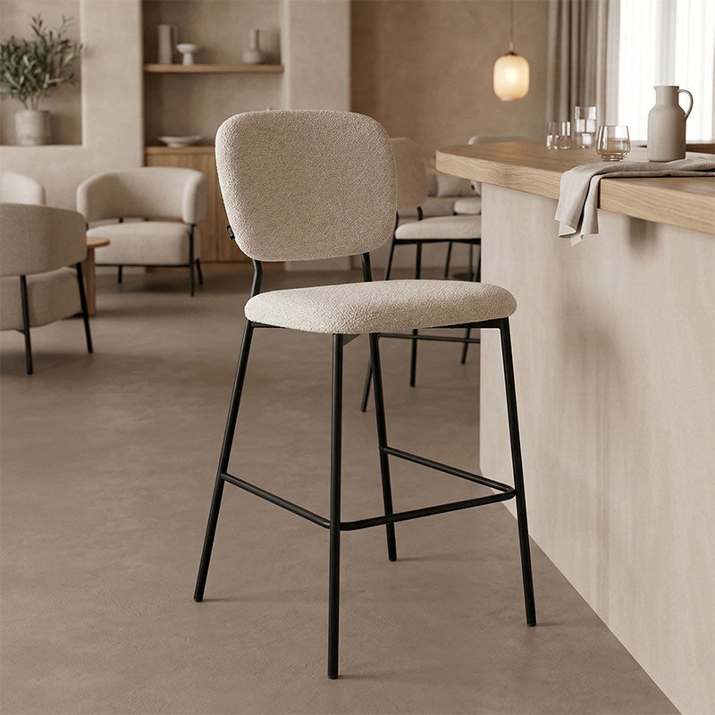 Σκαμπό μπαρ Cathair μπουκλέ ύφασμα σε μπεζ απόχρωση με μαύρα μεταλλικά πόδια 48x54x100εκ